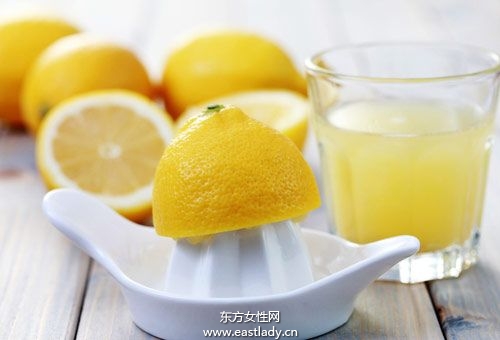 你知道檸檬蜂蜜水的功效與作用嗎 美白養(yǎng)顏都是它