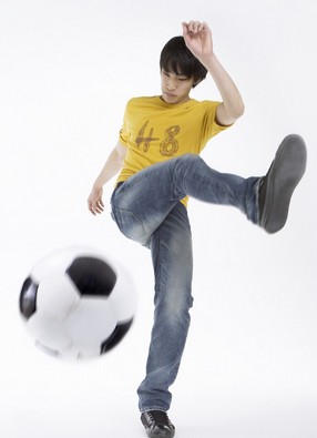 踢足球的好處 男人踢足球不可不知的好處