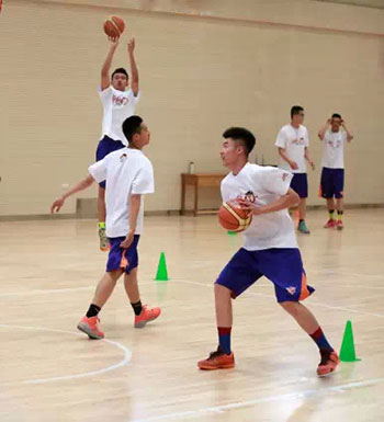 孩子運(yùn)動后需要補(bǔ)充什么營養(yǎng)物質(zhì)