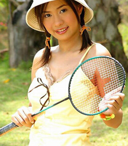 打羽毛球的好處 打羽毛球防近視提高肺活量