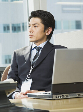 健身運動 辦公室健身的 小動作