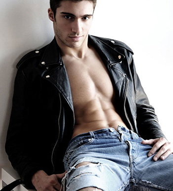 健身養(yǎng)生 男生如何快速練出完美腹肌