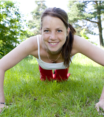 俯臥撐的正確做法 女生做俯臥撐的好處