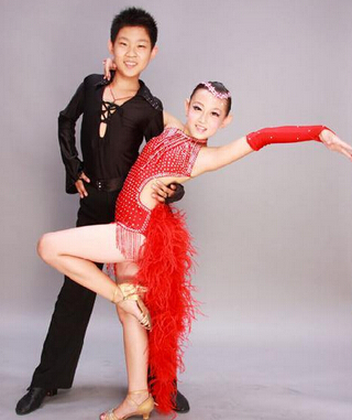 營(yíng)養(yǎng)膳食搭配 孩子學(xué)拉丁舞需注意膳食搭配