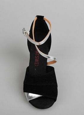 拉丁舞鞋 拉丁舞鞋的保養(yǎng)方法