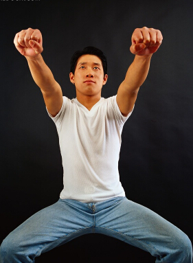 蹲馬步可以瘦腿嗎 蹲馬步有什么好處