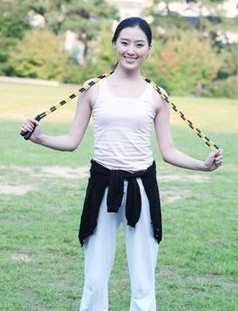 花式跳繩 花式跳繩的方法和步驟