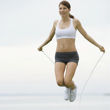 如何解決便秘 女性跳繩有利于緩解便秘