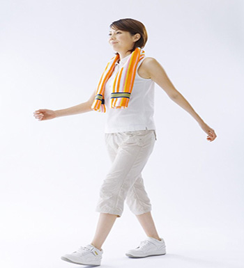 步行健身的好處  愉悅身心快樂(lè)行走