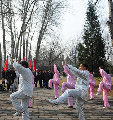 養(yǎng)生氣功功法 武當養(yǎng)生氣功的強身健體功