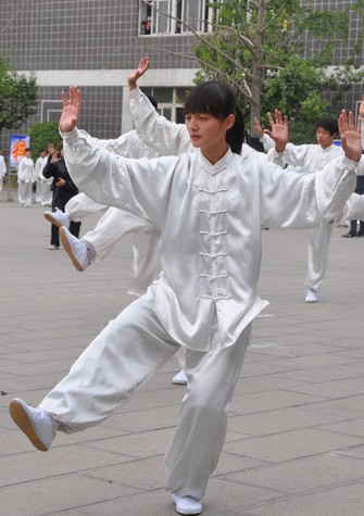 太極拳的好處 太極拳對癌癥有調(diào)理康復作用