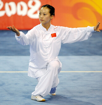 如何練氣功修身養(yǎng)性 調(diào)息調(diào)身調(diào)心同時(shí)進(jìn)行