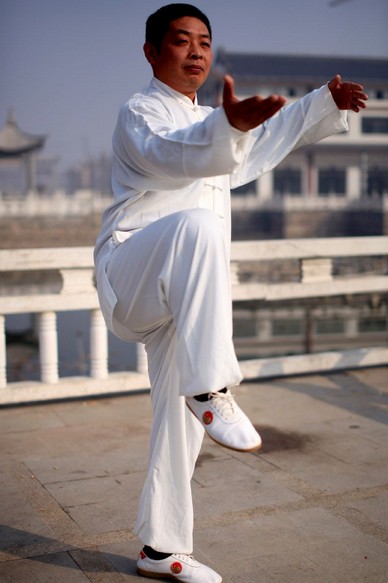 24式簡化太極拳 練習24式太極拳的姿勢要求