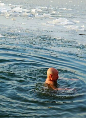 冬泳注意事項 冬季游泳有哪些注意事項