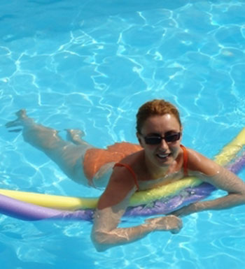 不會游泳怎么辦 初學游泳應注意的六個建議