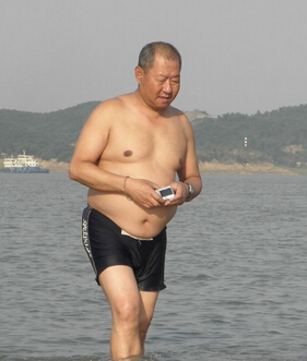 中老年人養(yǎng)生 中老年人如何游泳健身