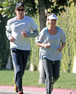 空腹跑步 空腹跑步減肥效果好不好