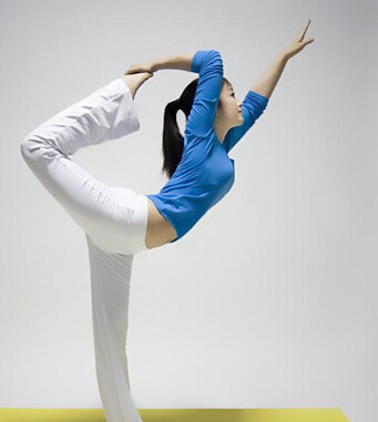 辦公室瑜伽 緩解壓力又健身