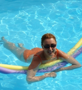 夏季養(yǎng)生常識(shí) 夏季游泳需知的13個(gè)注意事項(xiàng)