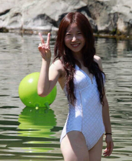 健康小貼士 游泳后最好休息半小時再進(jìn)食