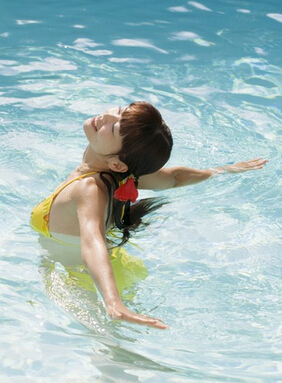 怎樣學(xué)游泳 學(xué)游泳有哪些技巧