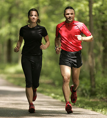 運(yùn)動(dòng)養(yǎng)生常識(shí) 空腹跑步有利健康嗎