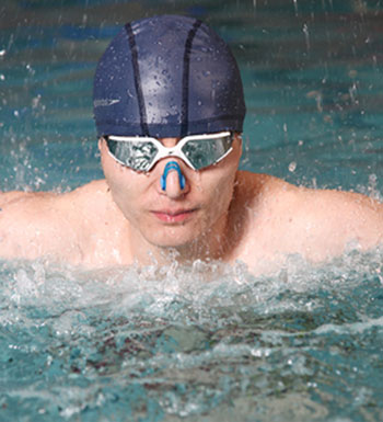 游泳養(yǎng)生常識(shí) 游泳前應(yīng)該做好哪些準(zhǔn)備