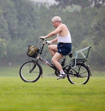 如何健康晨練 老年人春季晨練的注意事項