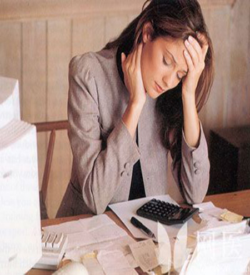 熬夜的危害  記憶力下降體重增加