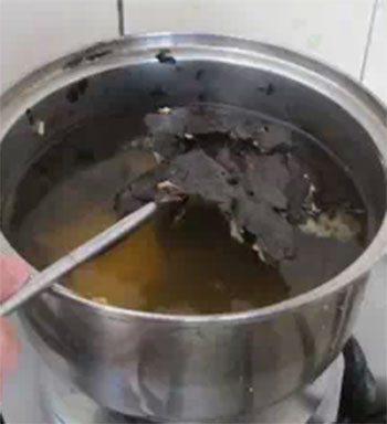 做飯燒焦鍋怎么辦 教你輕松洗去鍋焦的辦法