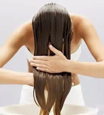 女性經(jīng)期可以洗頭嗎 或許你真的不會(huì)洗頭