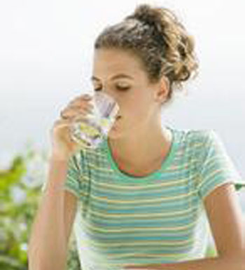 7種飲水習(xí)慣會(huì)致命 自來(lái)水可以直接喝嗎