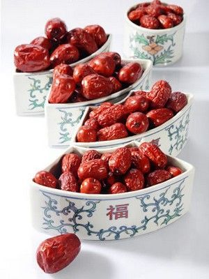 秋季女性養(yǎng)生 吃紅棗需要注意的禁忌