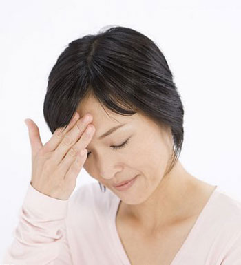 反手摸到肚臍就是好身材  過度減肥的危害