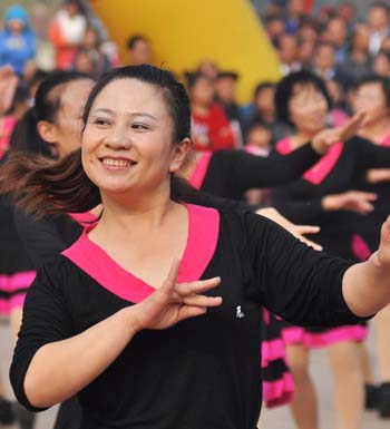 更年期養(yǎng)生常識(shí) 更年期缺鈣 會(huì)導(dǎo)致關(guān)節(jié)疼痛