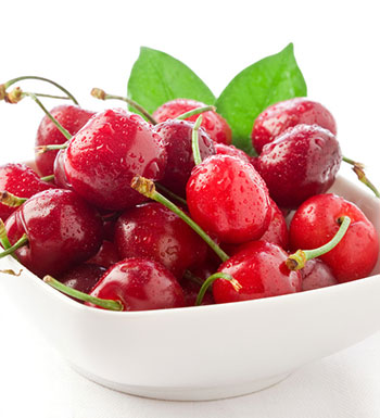 夏季補血還是吃阿膠嗎  櫻桃含鐵量更高