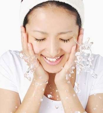 肌膚保養(yǎng)常識(shí) 3大方法改善你的面部肌膚