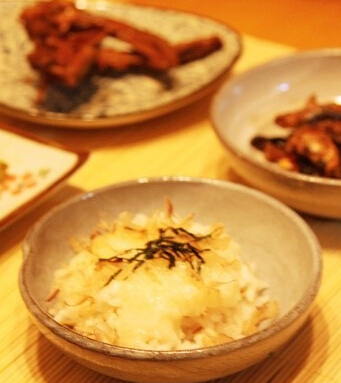 營養(yǎng)早餐 不吃早餐影響學(xué)生身心健康