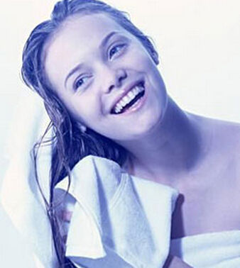 正確的洗頭方法 揭秘洗頭發(fā)的六大禁忌