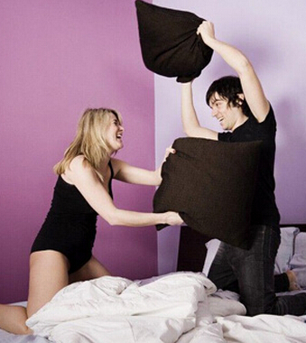 性愛技巧 幾個(gè)秘訣快速燃起她的激情