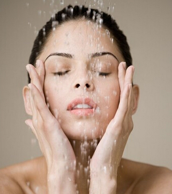 女人養(yǎng)生養(yǎng)顏經(jīng) 讓女人變丑的7個(gè)養(yǎng)生禁忌