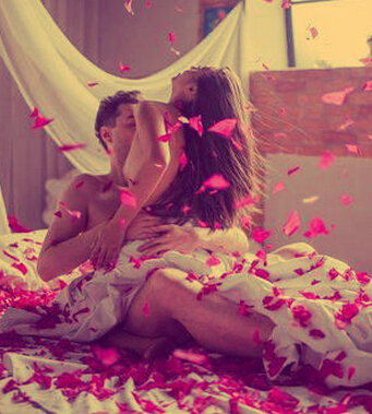 性愛技巧 幾個(gè)秘訣快速燃起她的激情