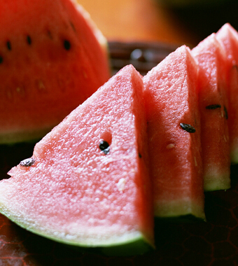 西瓜的功效與作用 西瓜可治療多種病癥