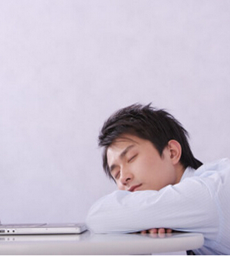 保健按摩 小動(dòng)作助上班族養(yǎng)生保健