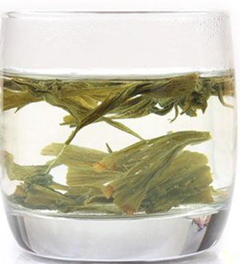 銀杏葉的功效與作用 銀杏葉泡水喝有哪些禁忌