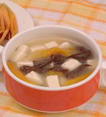 吃黑木耳有什么好處 黑木耳的營(yíng)養(yǎng)價(jià)值