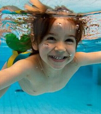游泳教程 兒童夏日游泳注意事項(xiàng)