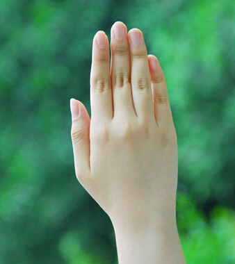 女性更年期表現(xiàn) 16現(xiàn)象表示更年期盯上你了