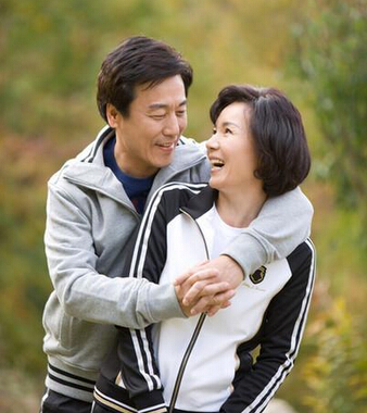 提前退休 讓老人的退休生活多點(diǎn) 創(chuàng)造