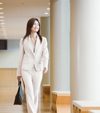 青春之旅 女性如何擺脫年齡恐懼癥